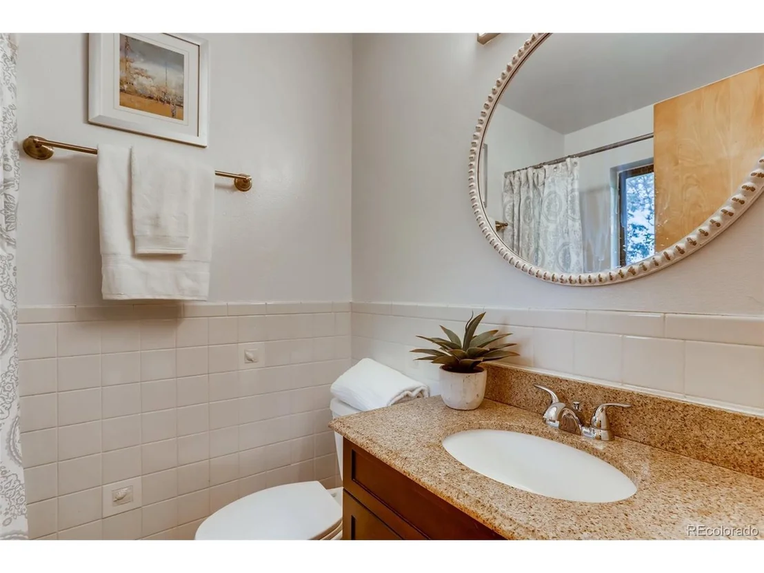 Photo of 69 Baldwin Cir