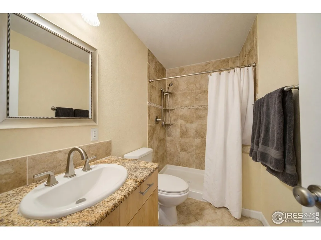 Photo of 63 Lakeview Cir