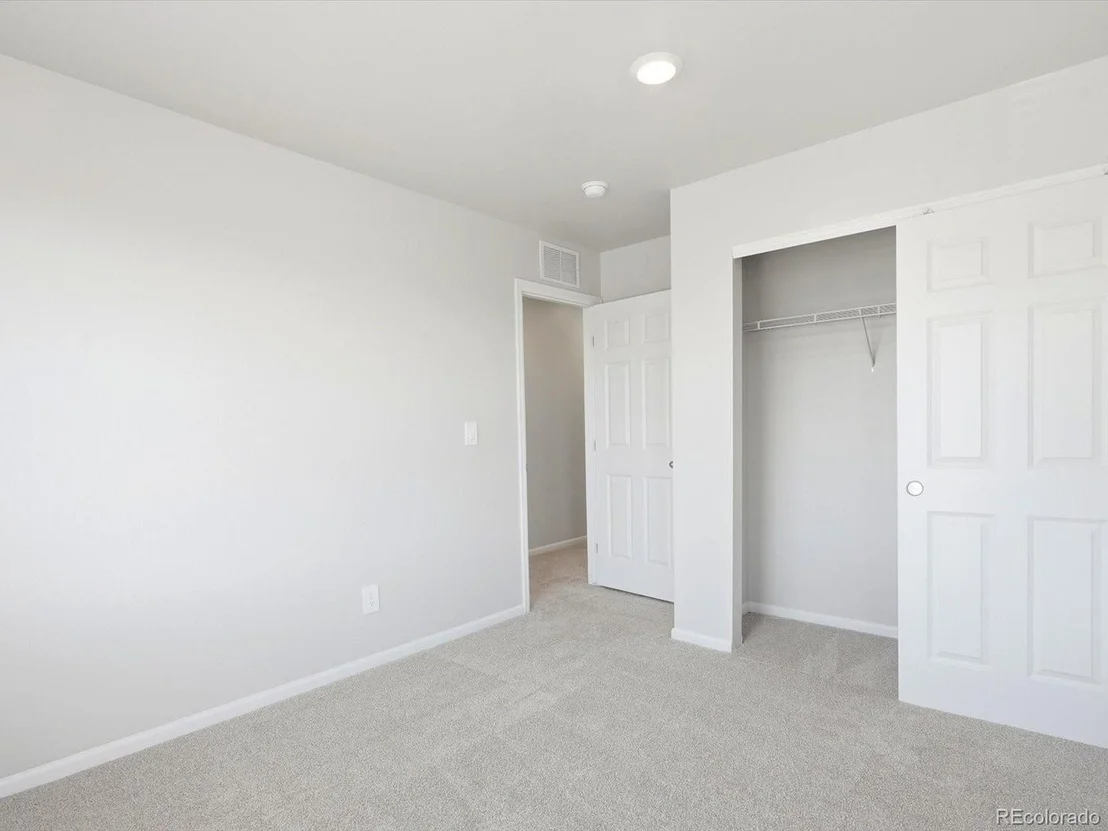 Photo of 4621 Sunsplash Way