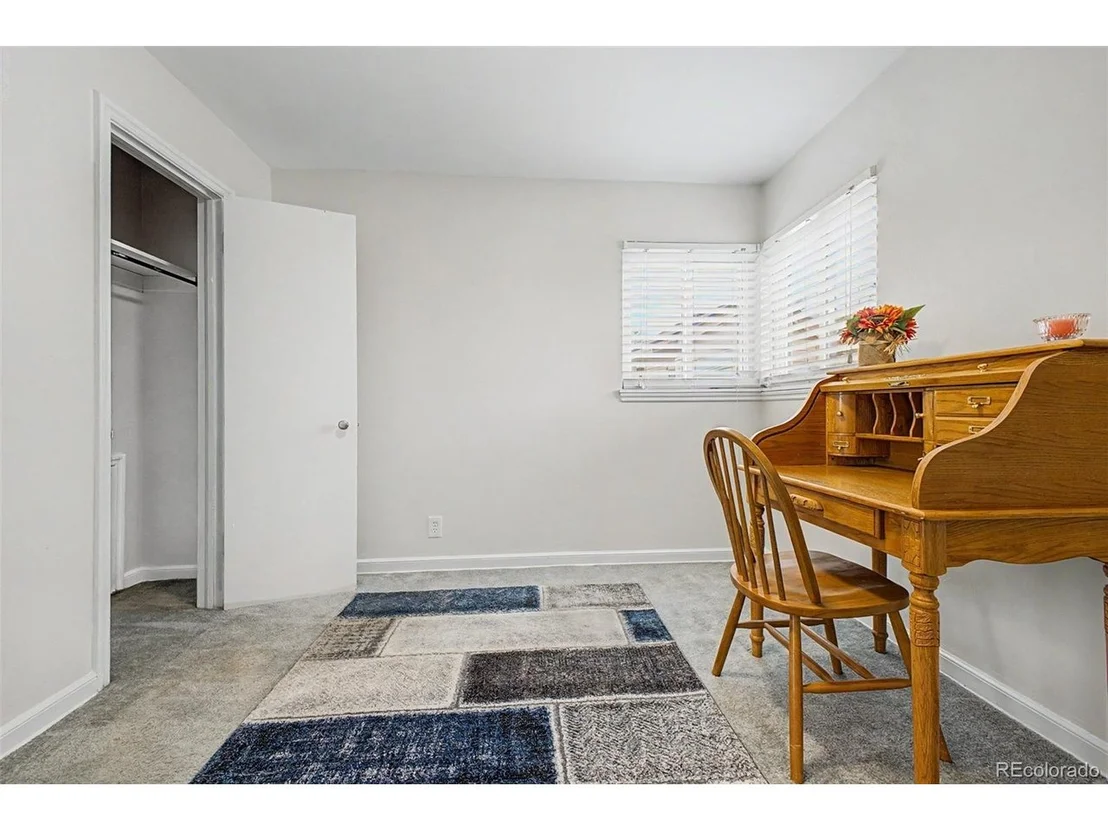 Photo of 1156 Lansing St