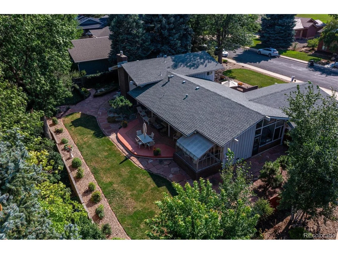 Photo of 300 Fox Dr