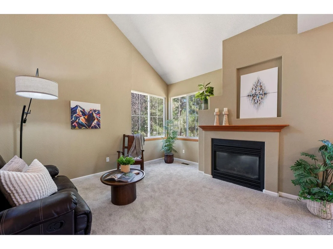 Photo of 339 Lodgewood Pt