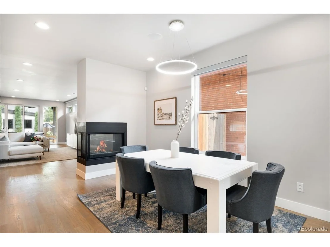 Photo of 2142 N Lowell Blvd