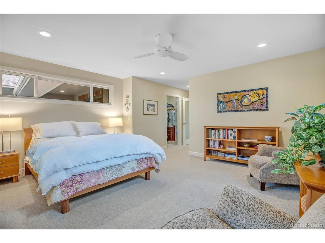Photo of 6647 Apache Ct