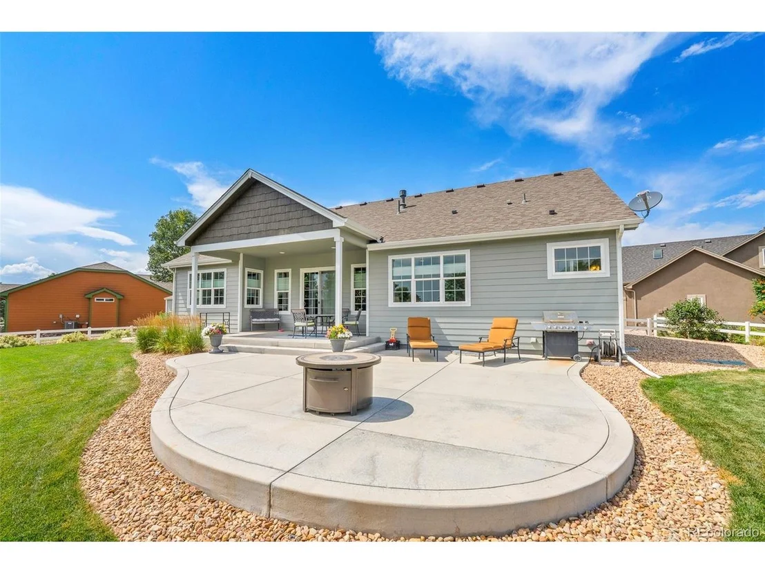 Photo of 401 Cascade Ct