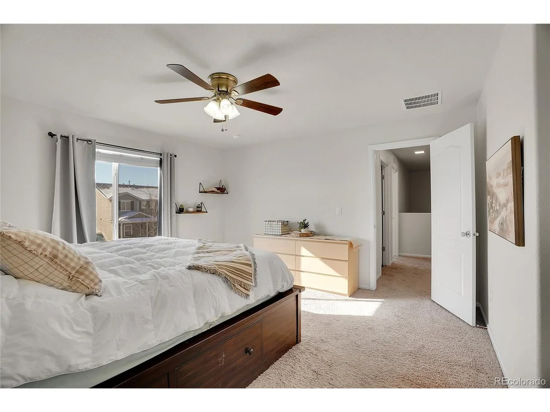 Photo of 567 Solano Dr