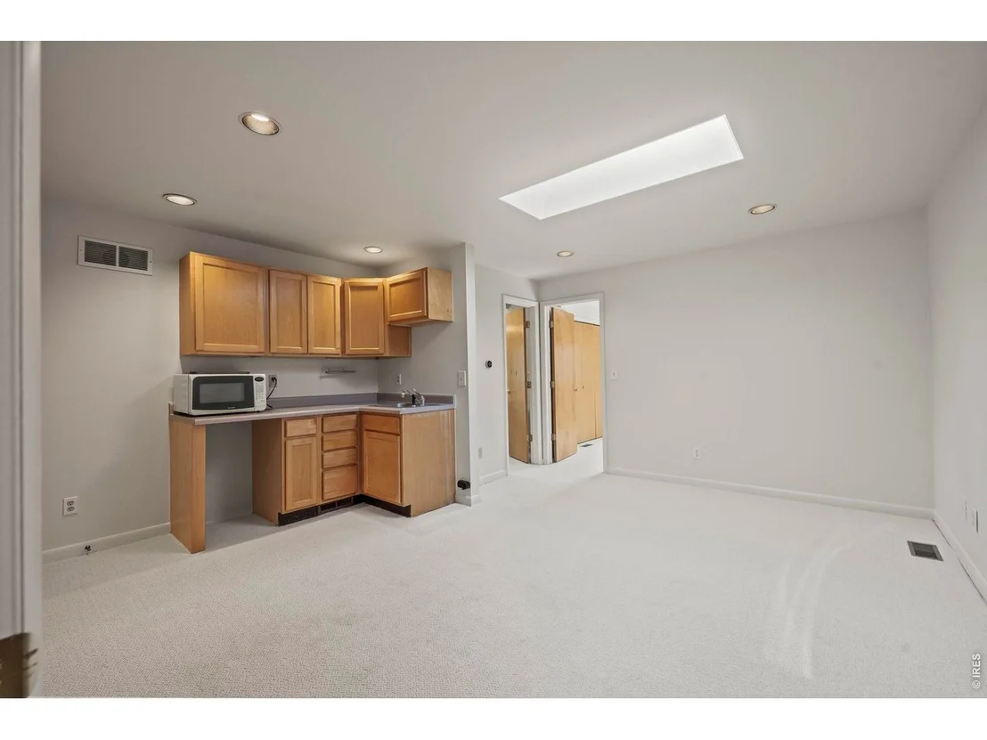 Photo of 172 Tall Pine Ln
