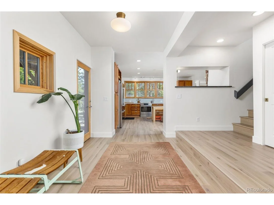 Photo of 25 Shoshoni Way