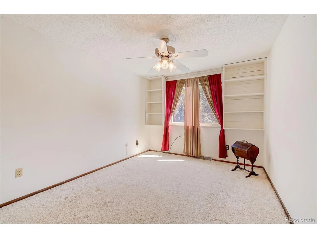 Photo of 9442 Sierra Dr