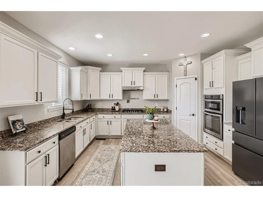 Photo of 42033 Colonial Trl