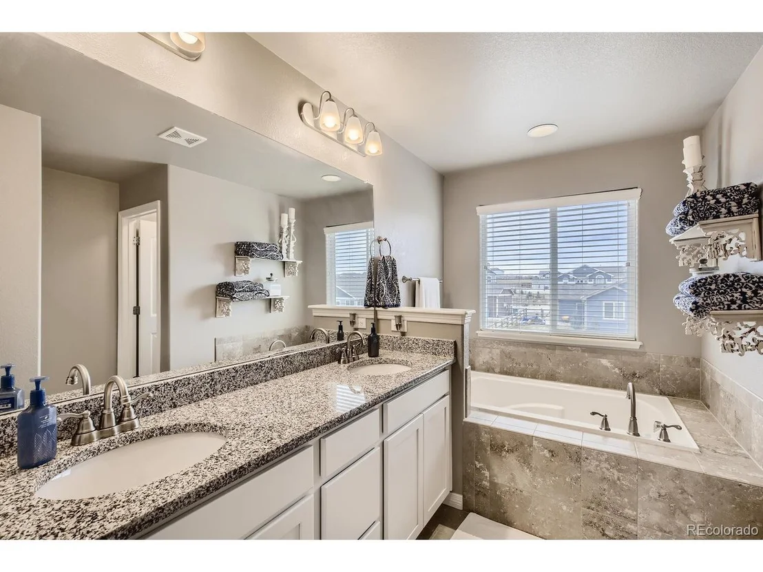 Photo of 514 Mount Rainier St
