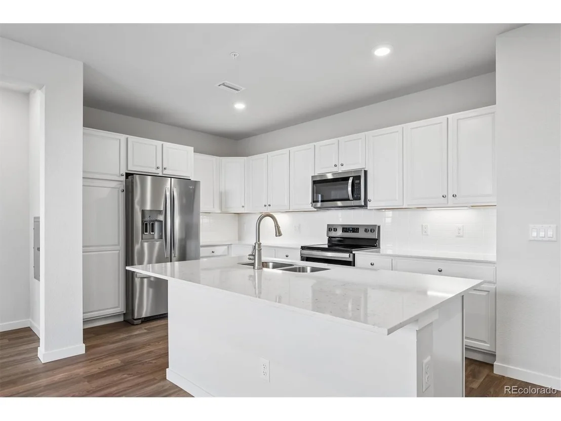 Photo of Unit 2204 at 485 Interlocken Blvd