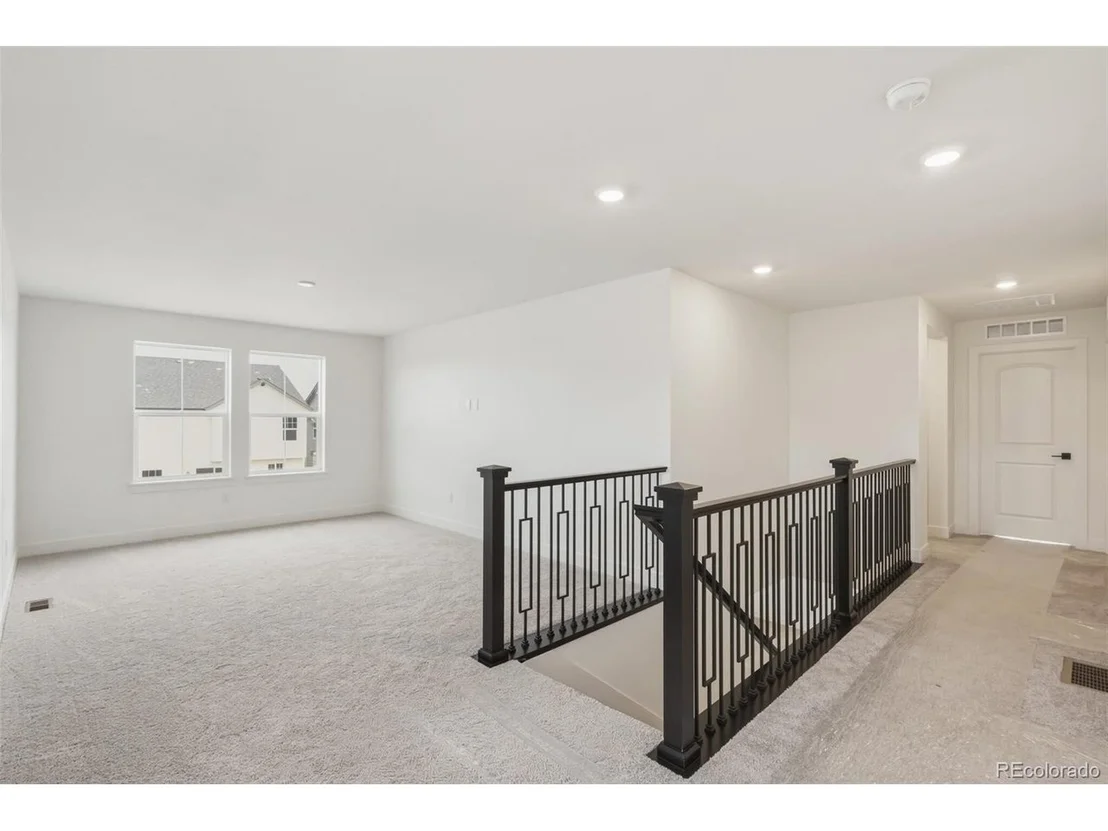 Photo of 1597 Bloom St