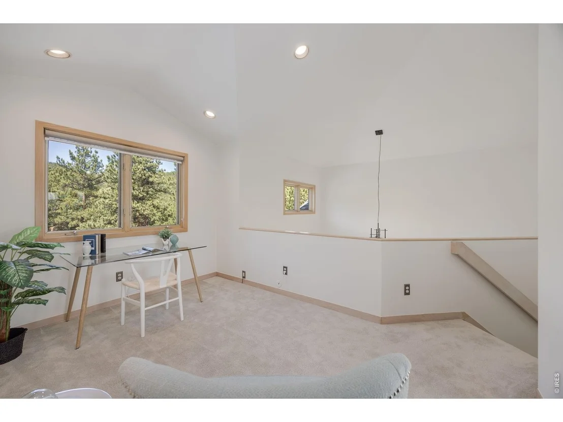 Photo of 191 Alaska Rd