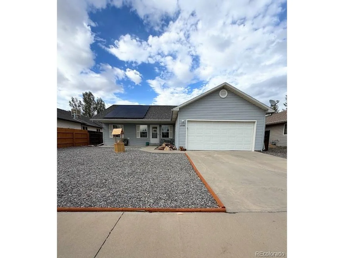 Photo of 2730 Cirque Way