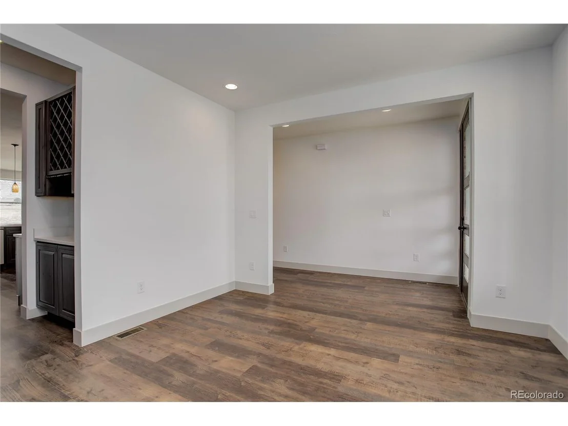 Photo of 9377 Iron Mountain Way