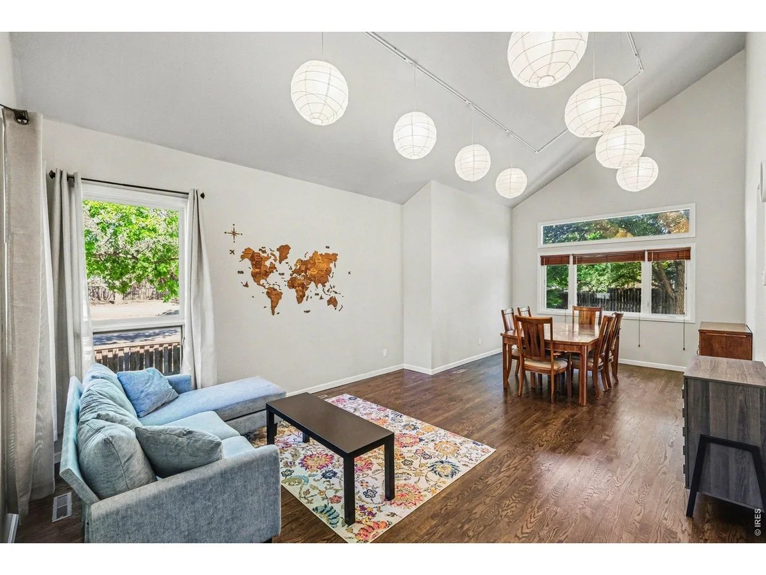 Photo of 1502 River Oak Dr