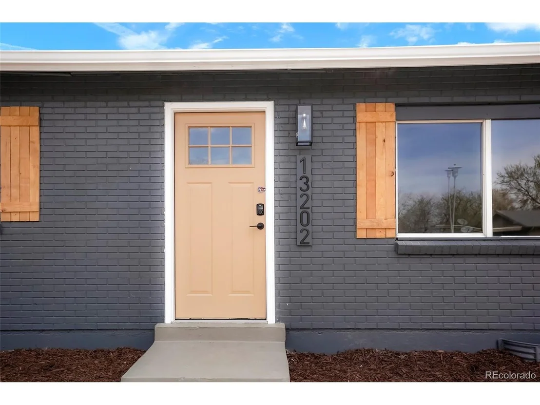 Photo of 13202 Olmsted Pl