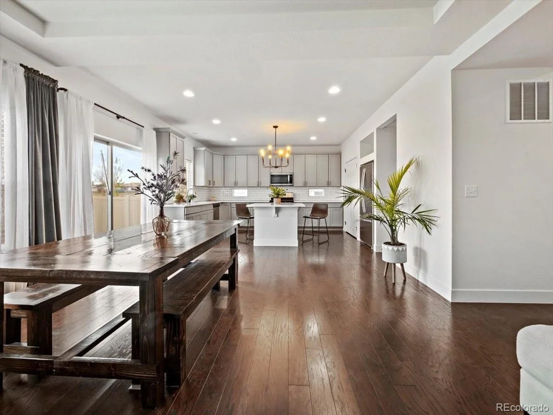 Photo of 1097 Acadia Cir