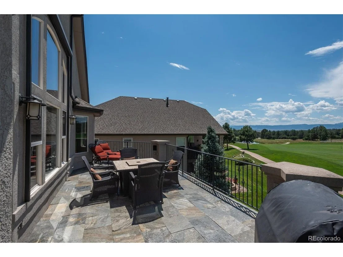Photo of 1339 Castlepoint Cir