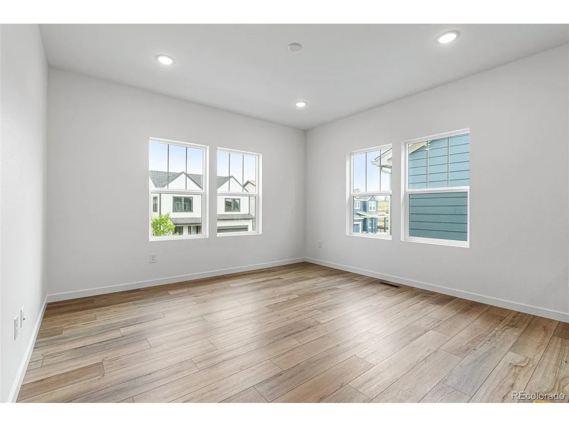 Photo of 356 Fox Ln