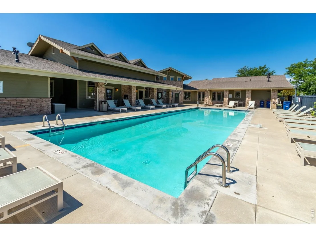 Photo of 7920 Mountain View Dr
