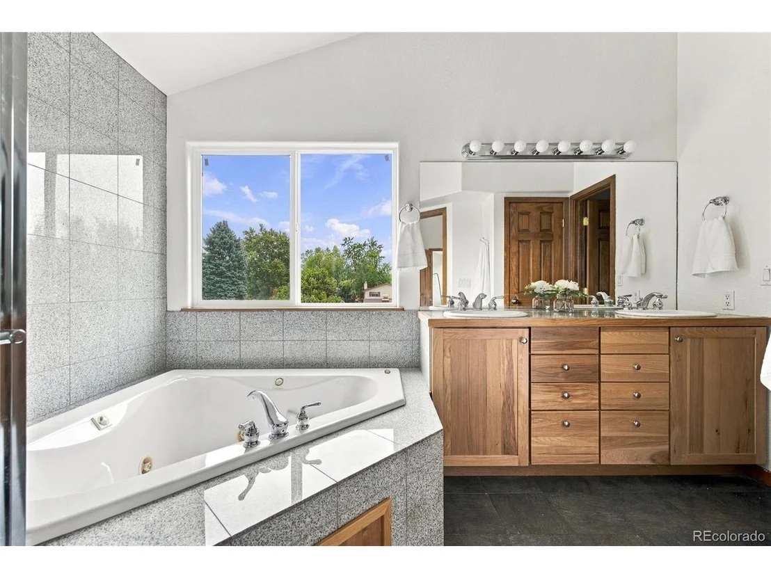 Photo of 11982 W 70th Pl