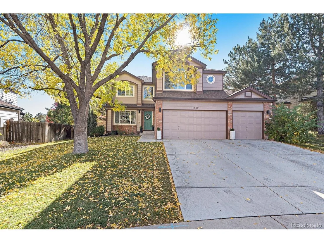 Photo of 11520 Pine Grove Ln
