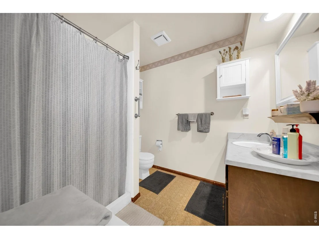 Photo of 2112 40th Ave
