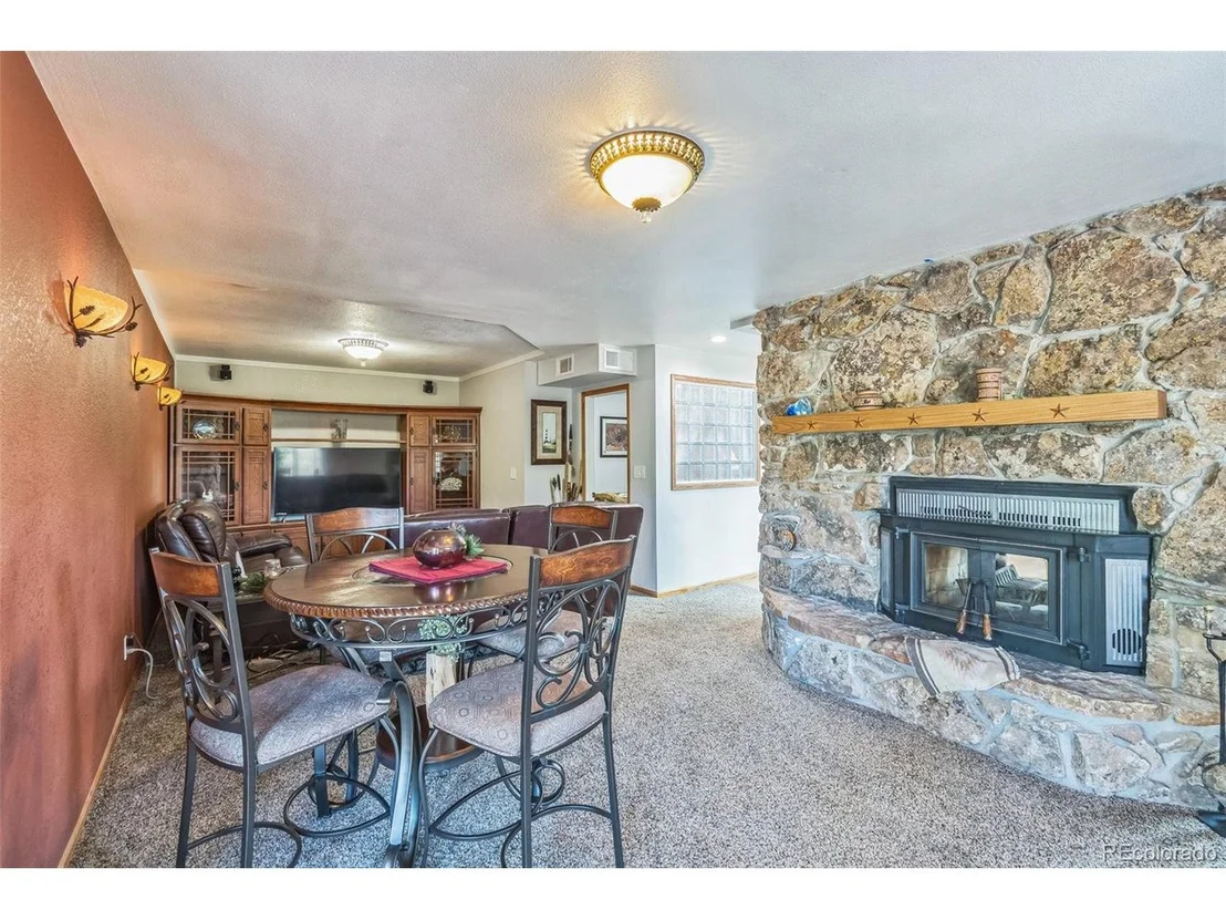 Photo of 30277 Weisshorn Cir