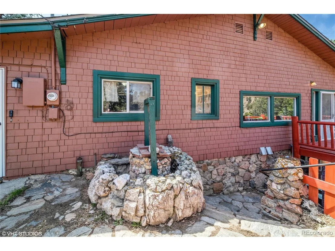 Photo of 3439 Burnham Dr