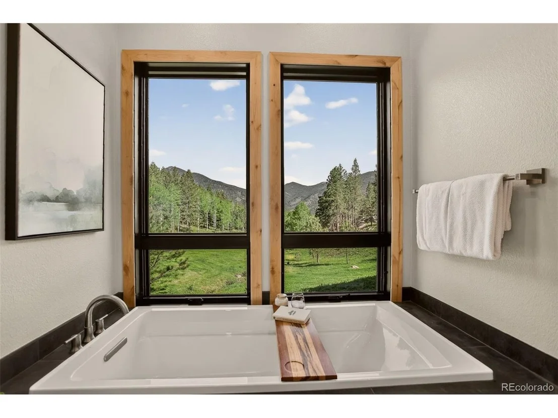 Photo of 338 Red Lily Pl