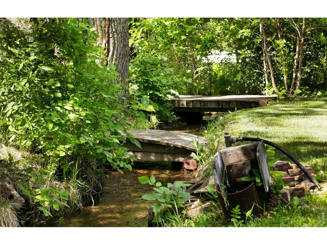Photo of 3990 Pleasant Ridge Rd