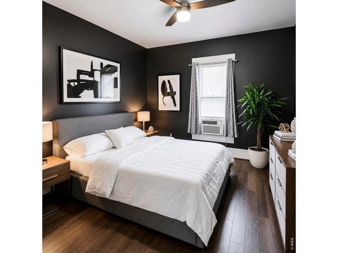 Photo of 443 Baker St