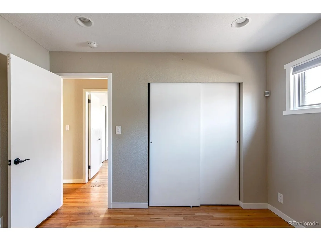 Photo of 2212 Edgewood Dr