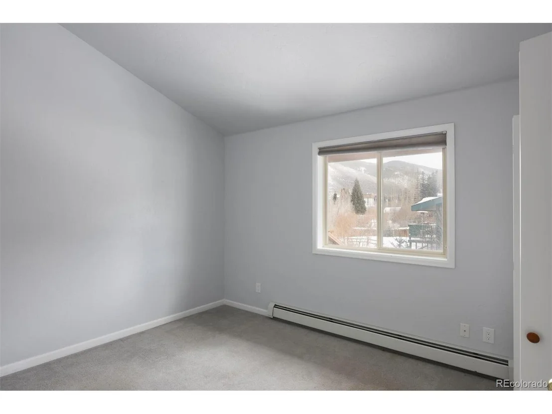 Photo of 231 Alpine Rd