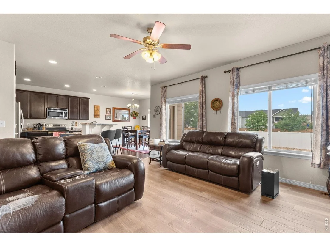 Photo of 562 Dakota Ct