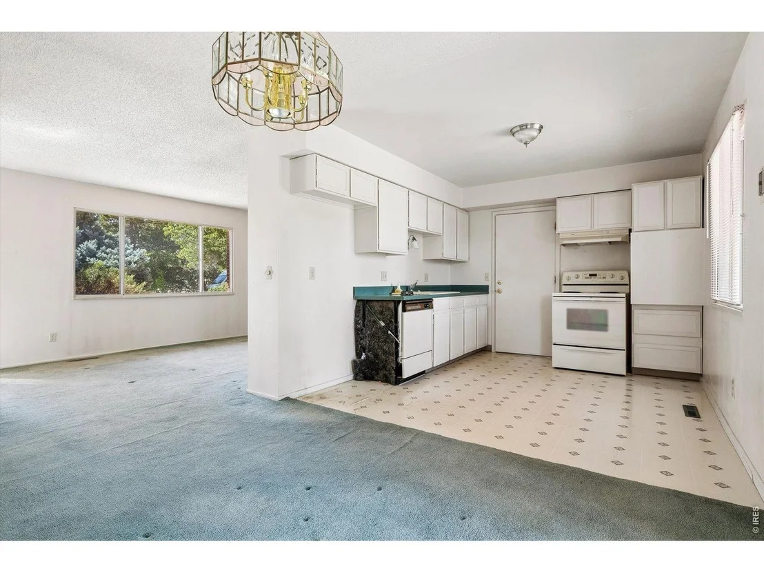 Photo of 4435 Grinnell Ave