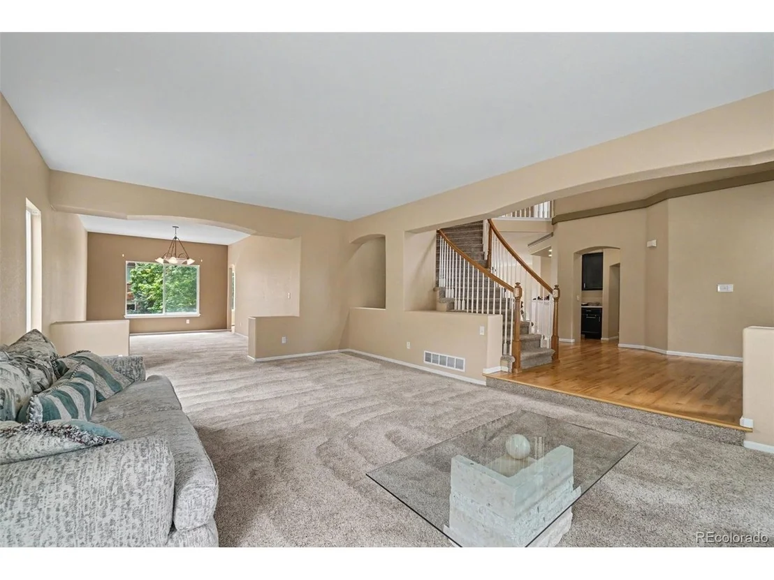 Photo of 4566 Castle Cir