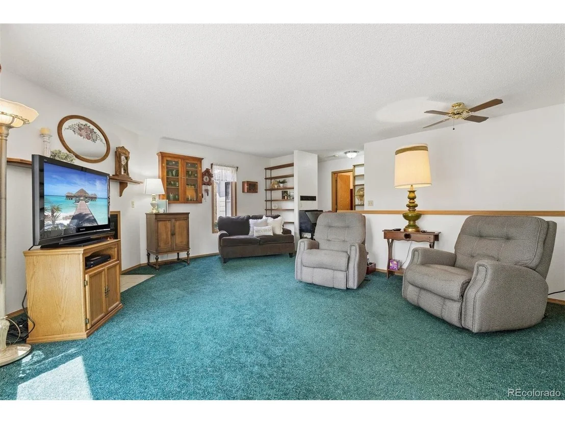 Photo of 225 Hell Canyon Rd