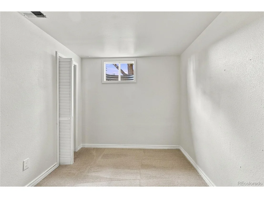 Photo of 8583 Wiley Cir