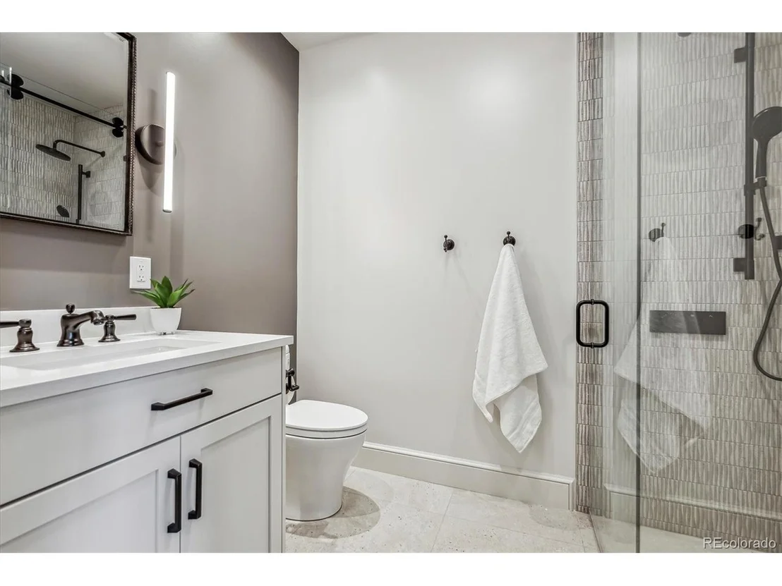 Photo of 33114 Upper Bear Creek Rd