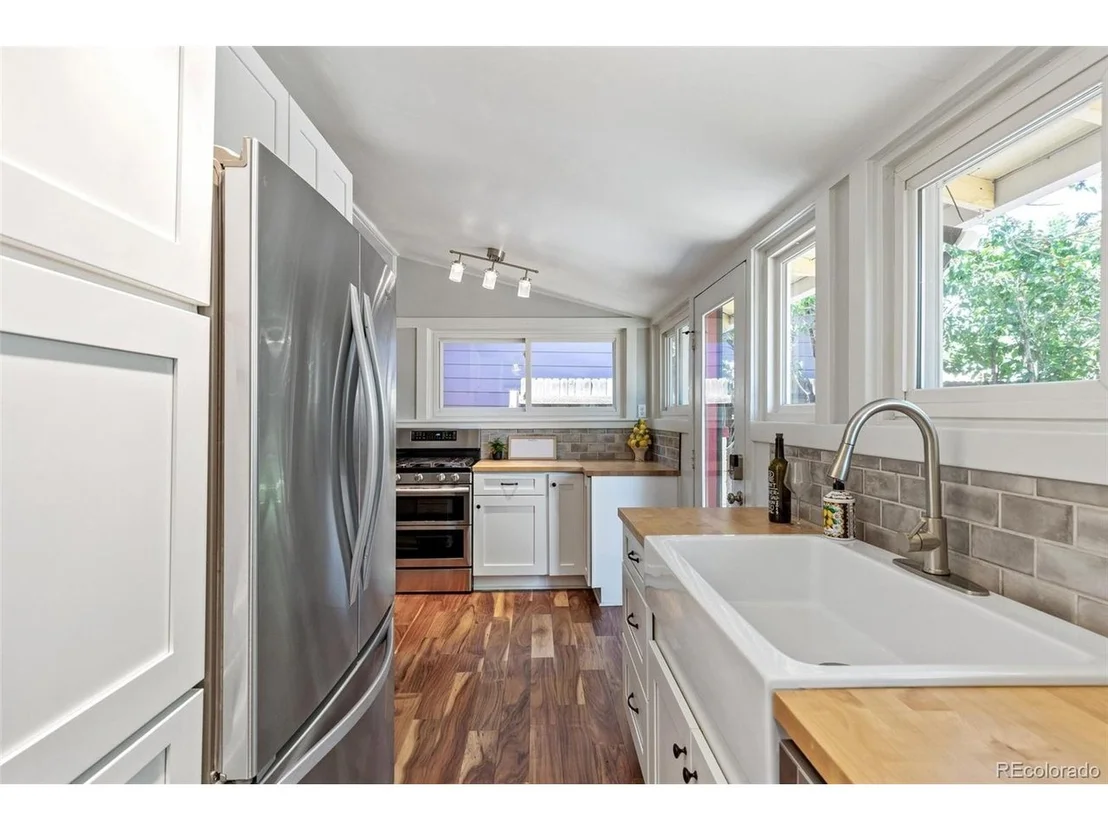 Photo of 3333 W 33rd Ave