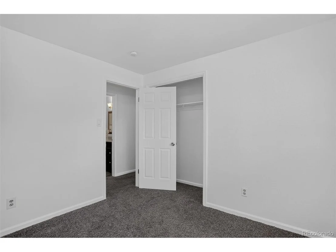 Photo of 13789 Omega Cir