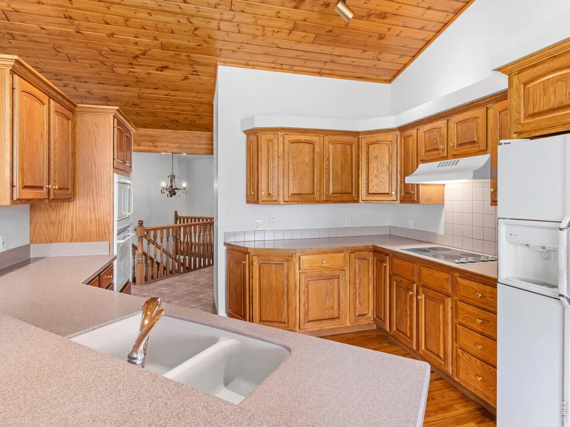 Photo of 650 Summit Dr