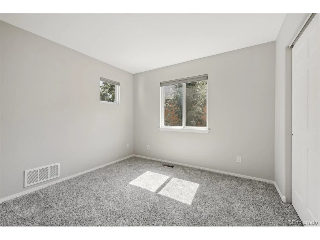 Photo of 10500 Taylor Ave
