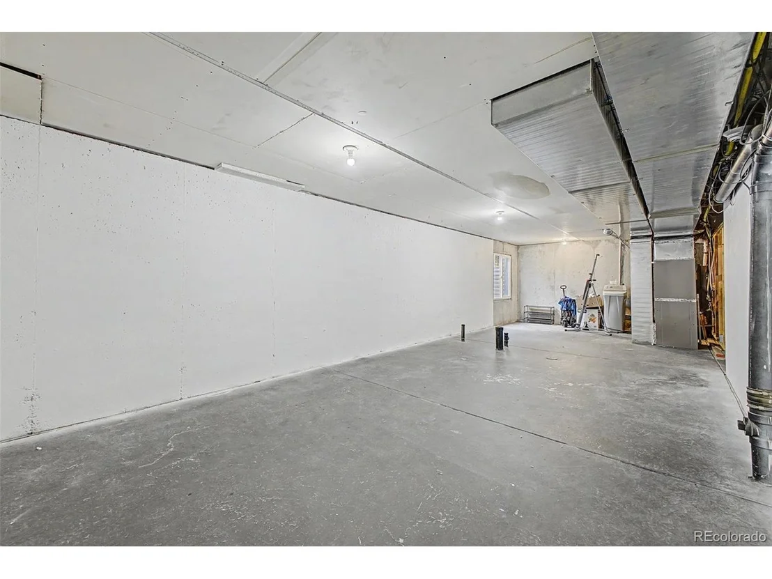 Photo of 9815 Eagle Creek Cir