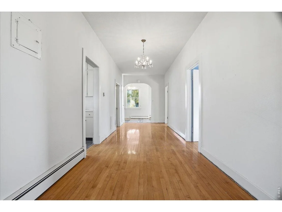 Photo of 214 7th St