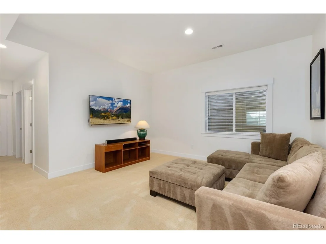 Photo of 2856 Shadow Lake Rd