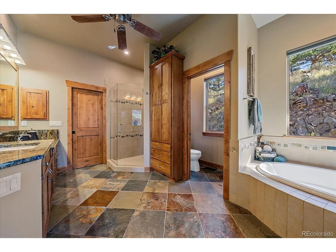Photo of 1029 Blue Grass Trl